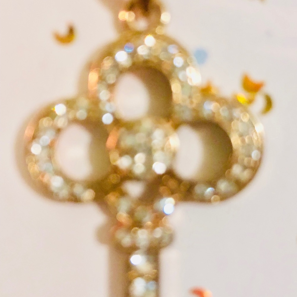 Magical Key Pendant - Picture 4 of 5